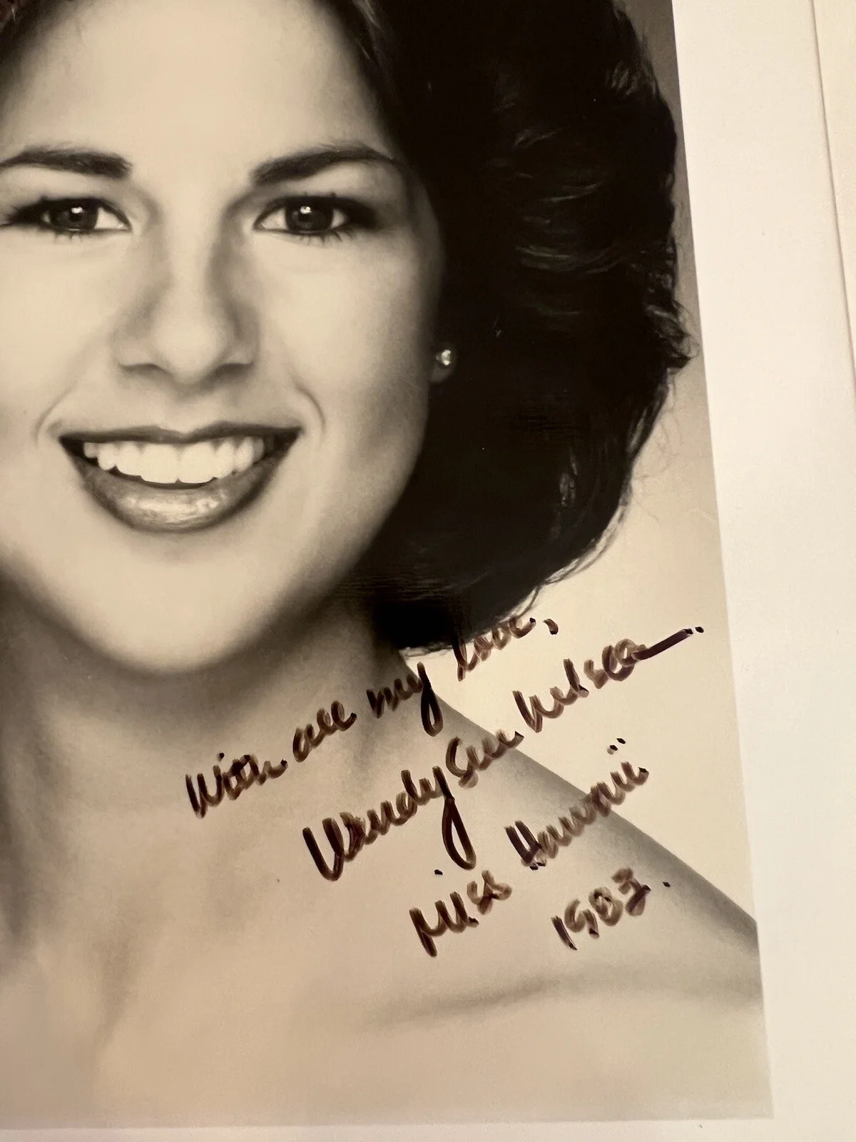 Wendy Sue Nelson Miss Hawaii 1983 Autographed Photograph w/Inscription 8x10, изображение 4
