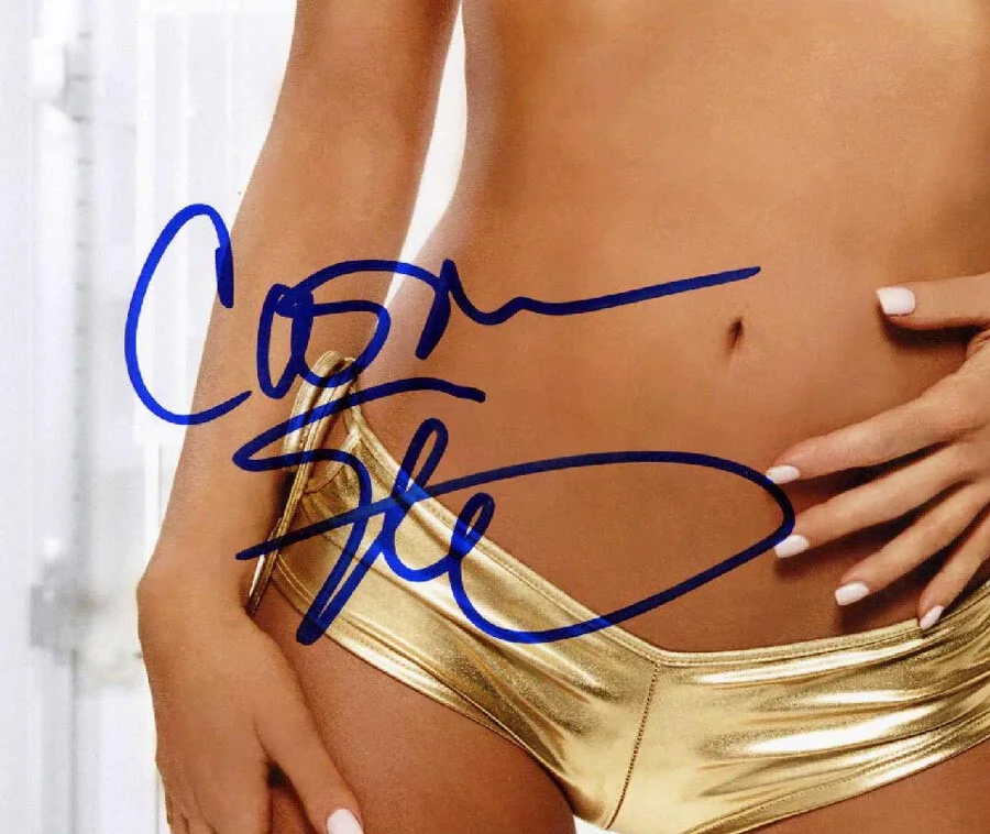 CARMEN ELECTRA SIGNED AUTOGRAPHED 11x14 PHOTO ACTRESS MODEL RARE BECKETT BAS, изображение 2