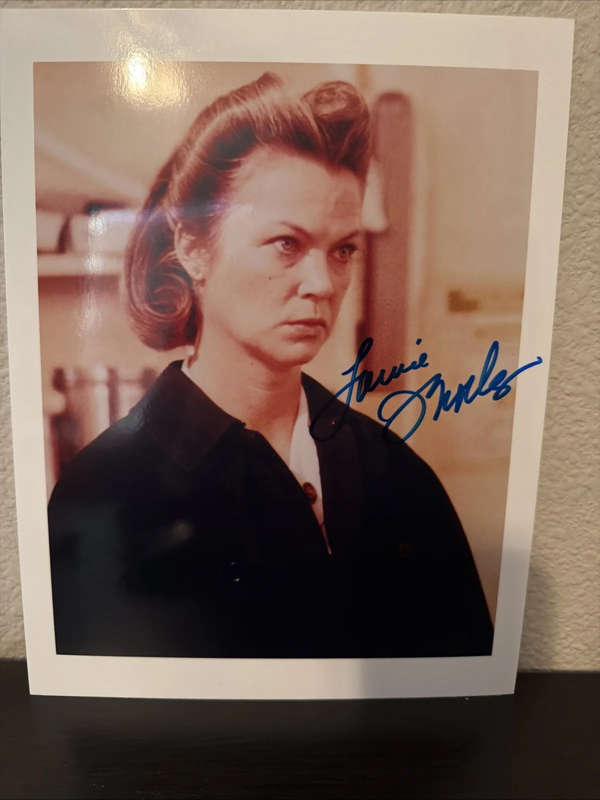 Louise Fletcher — Louise Fletcher Signed 8x10 Photo Autograph