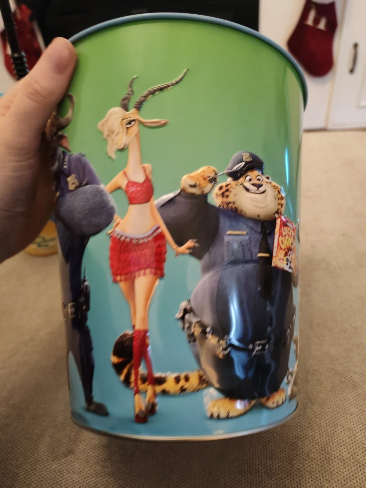 Odeon Cinema Zootropolis 2 Gary De'Snake Topper Cup & Popcorn Tin Bucket New, изображение 5