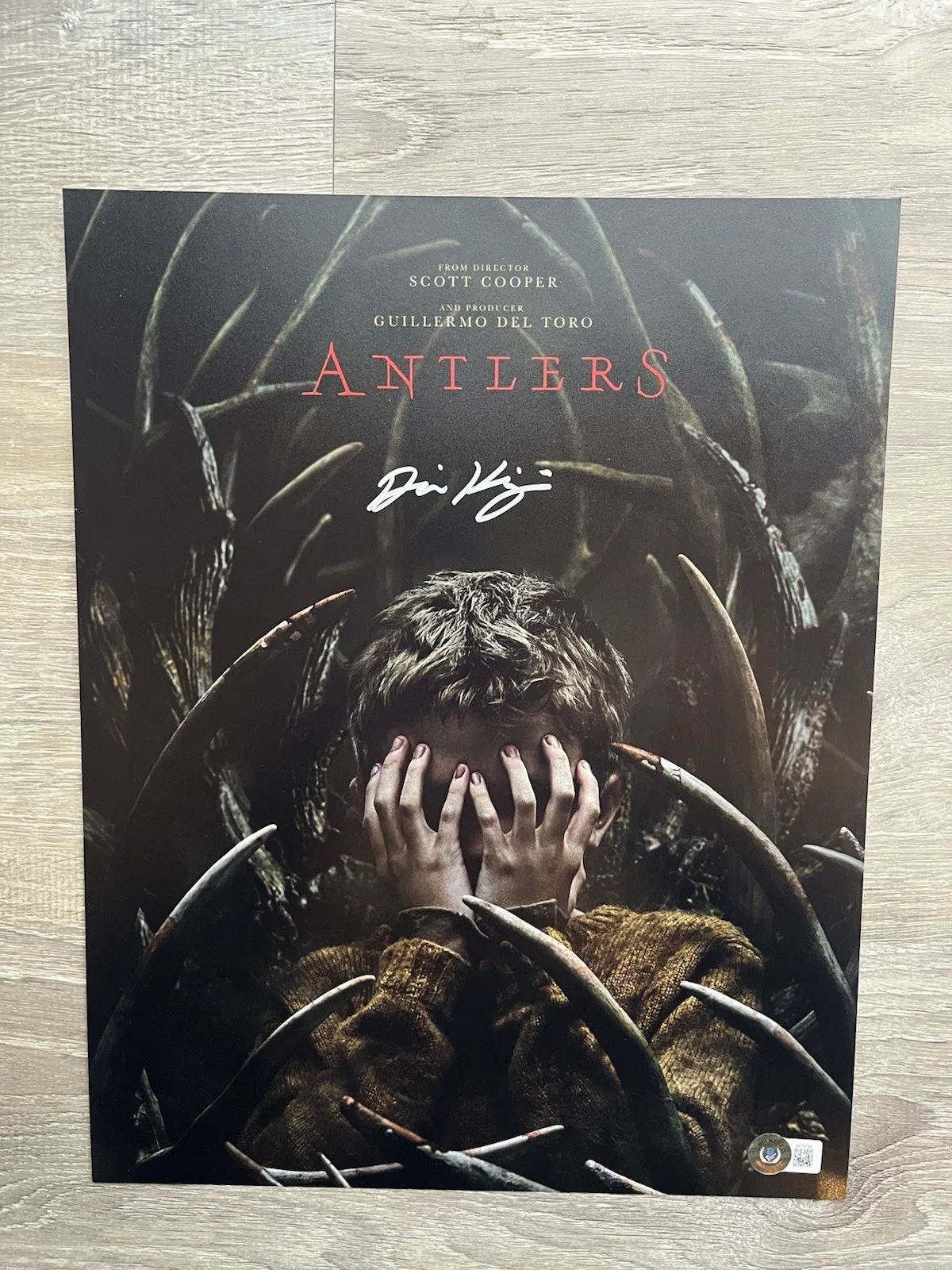 Dorian Kingi — Dorian Kingi Signed Antlers 11x14 Photo Beckett COA Horror Autograph, изображение 2