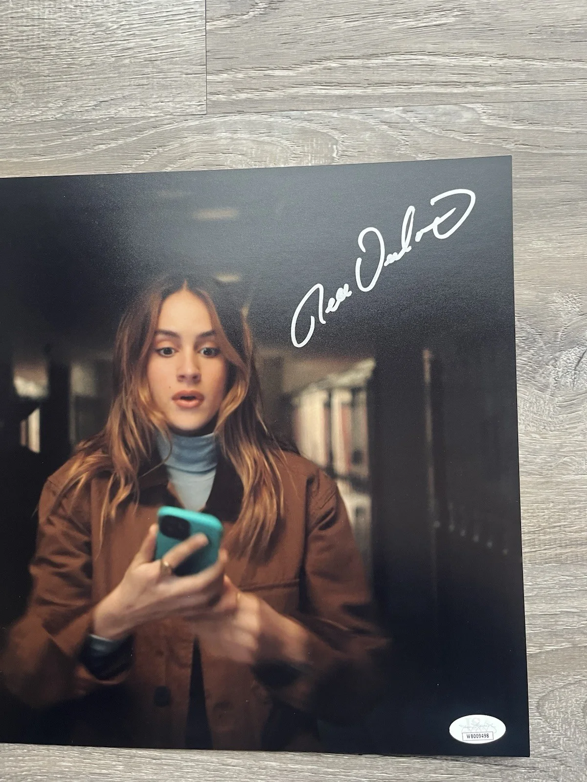 Nell Verlaque — Nell Verlaque Signed Thanksgiving 11x14 Photo JSA COA Horrror Autograph, image 3
