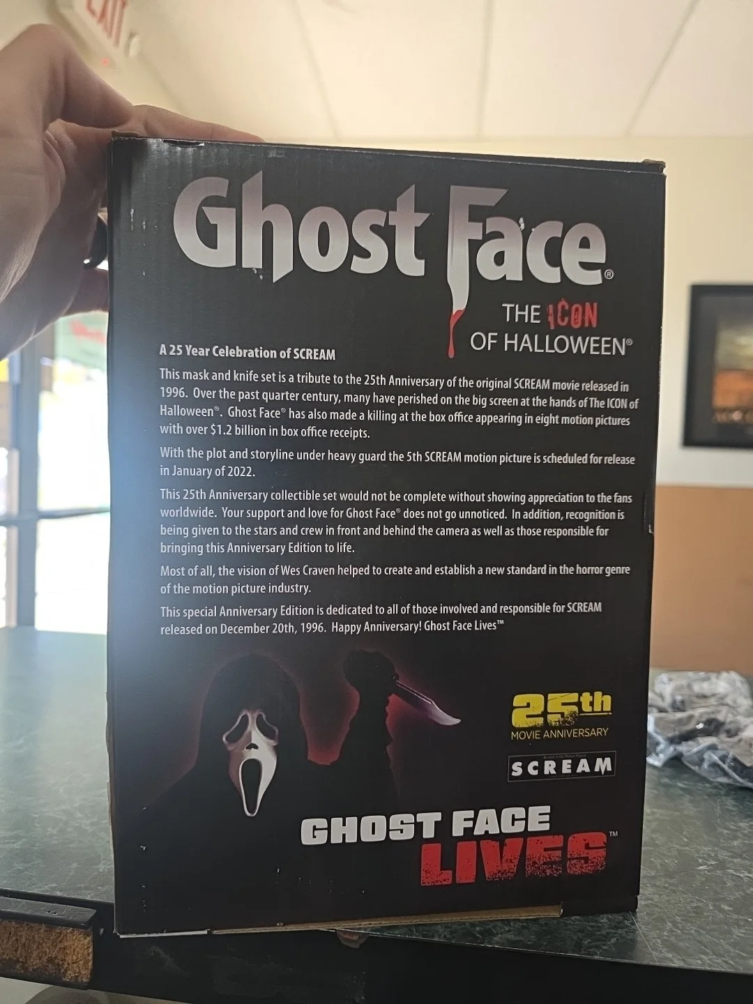 Mathew Lillard — Scream Ghostface 25th Anniversary Collector Set Signed Stuart! Mathew Lillard!, image 2