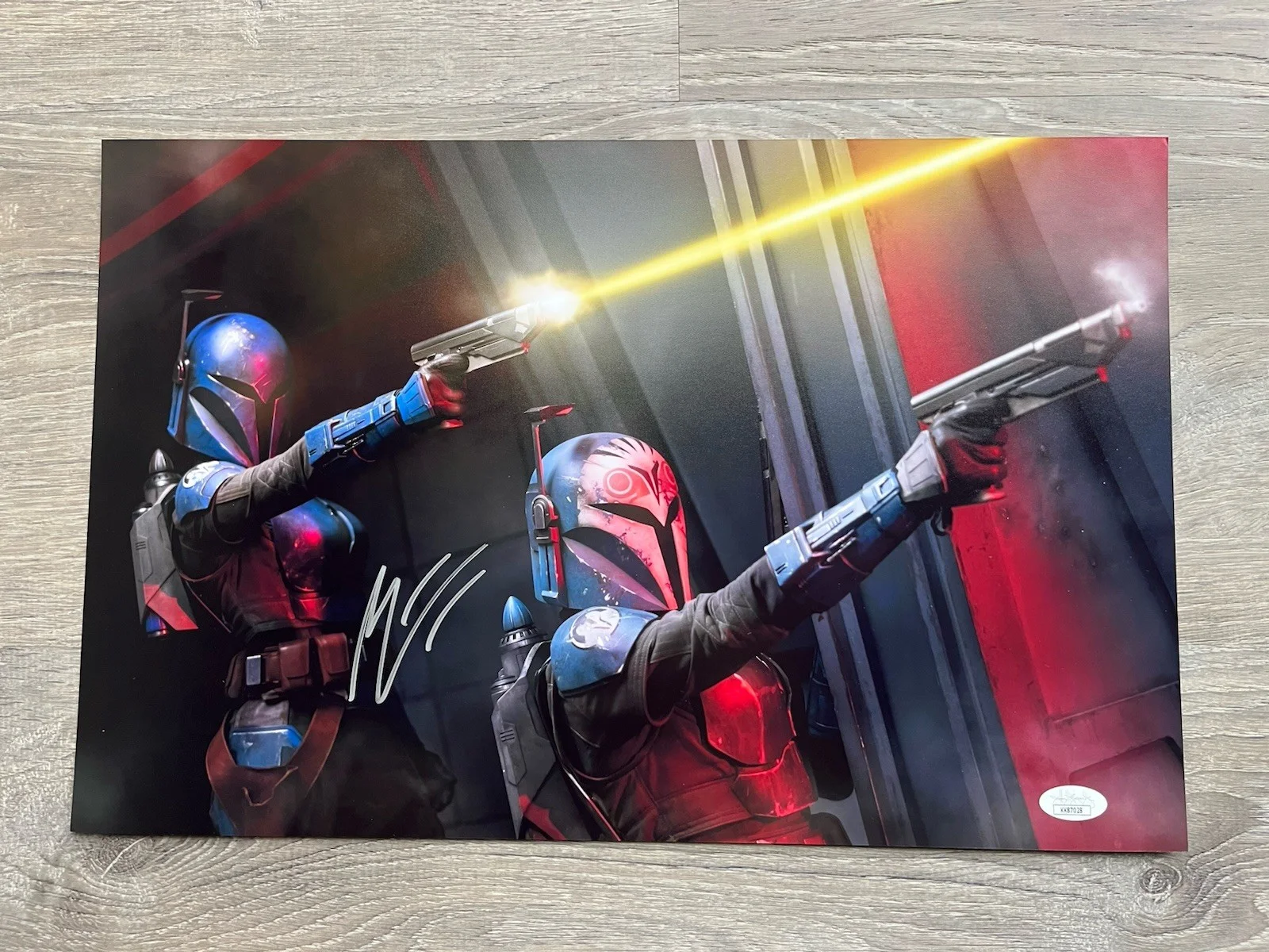 Mercedes Varnado — Mercedes Varnado Signed 11x17 Photo JSA COA Star Wars Mandalorian Sasha Banks, изображение 2