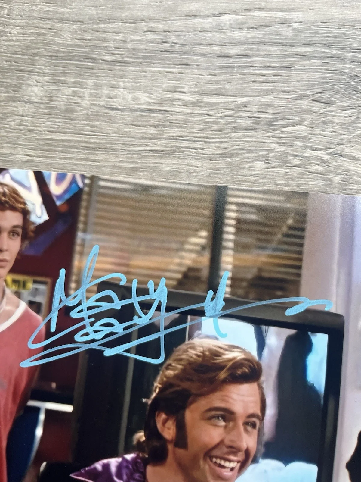 Maxwell Caulfield — Maxwell Caulfield Signed Rex Manning 8x10 Photo Beckett COA Empire Records, изображение 4