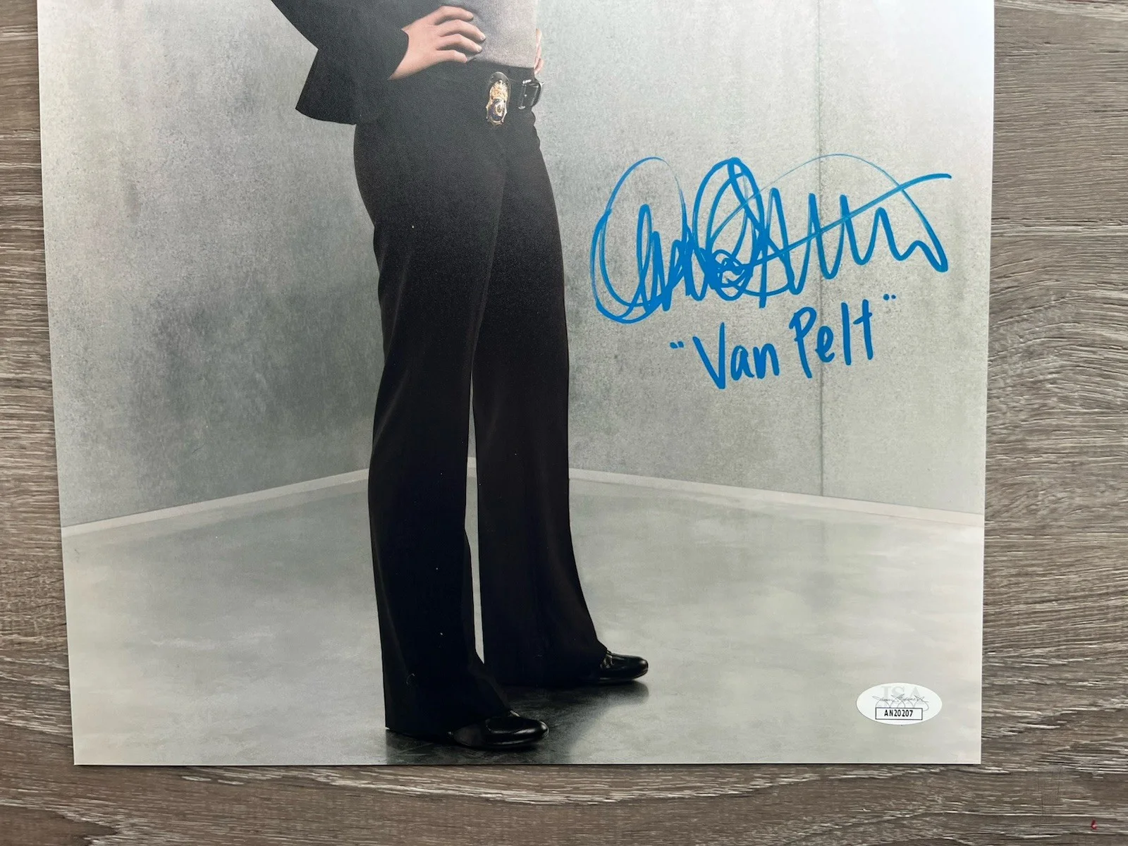 Amanda Righetti — Amanda Righetti Signed Mentalist 11x14 Photo JSA COA Grace Van Pelt, изображение 5