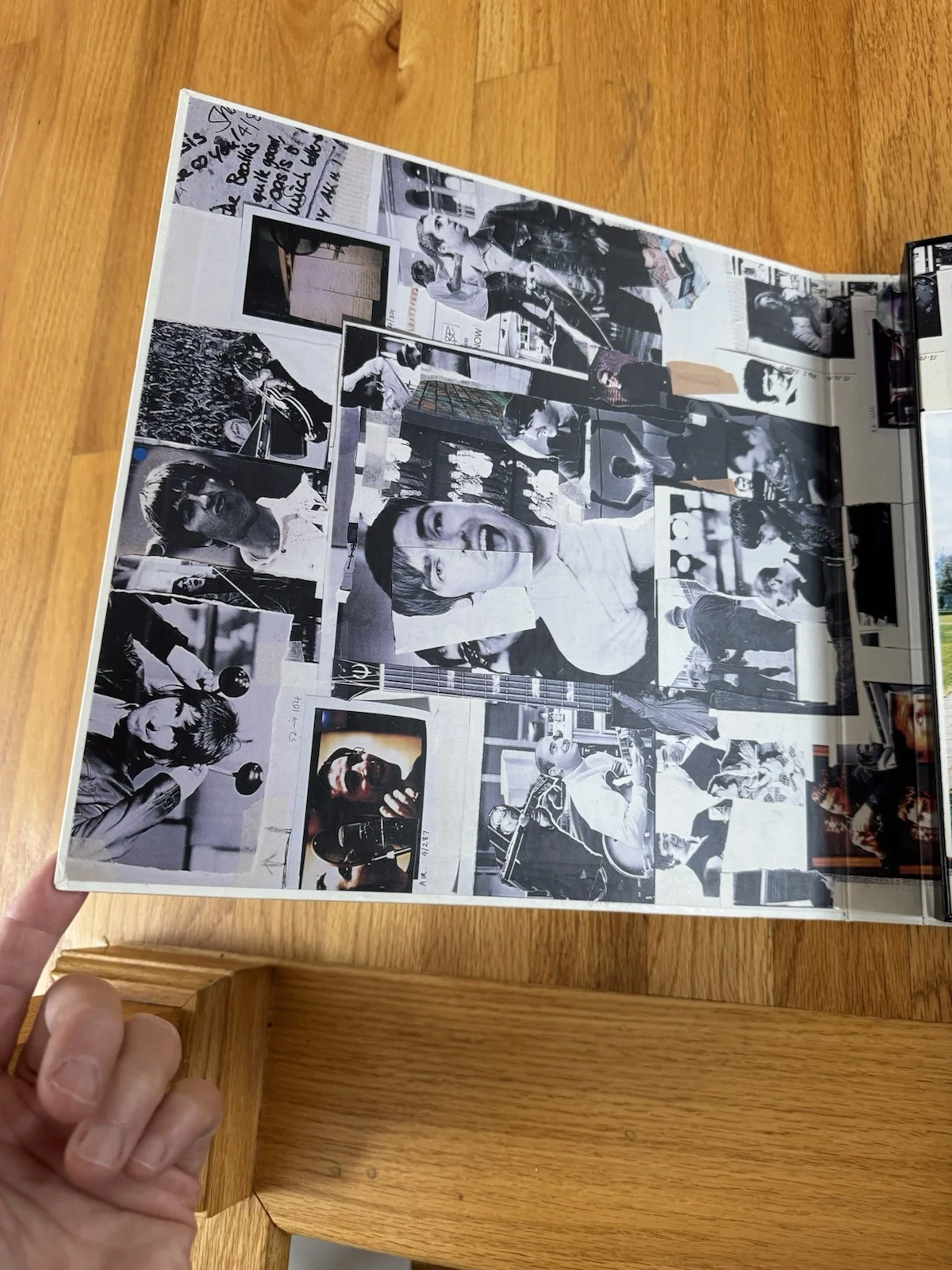 Be Here Now Oasis Mexican Box Set Signed Liam Noel Gallagher +3 Beckett 1 of 1, изображение 3