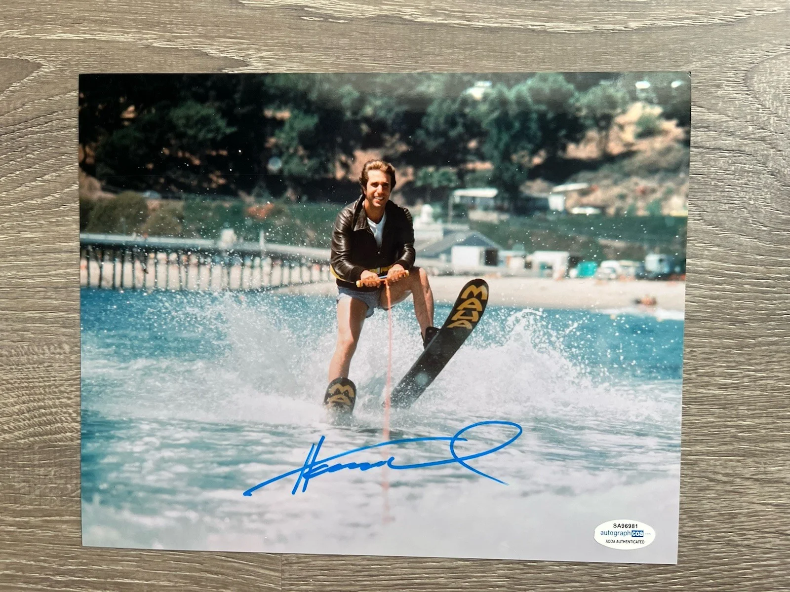Henry Winkler — Henry Winkler Signed Fonzie 8x10 Photo ACOA COA Happy Days, изображение 2