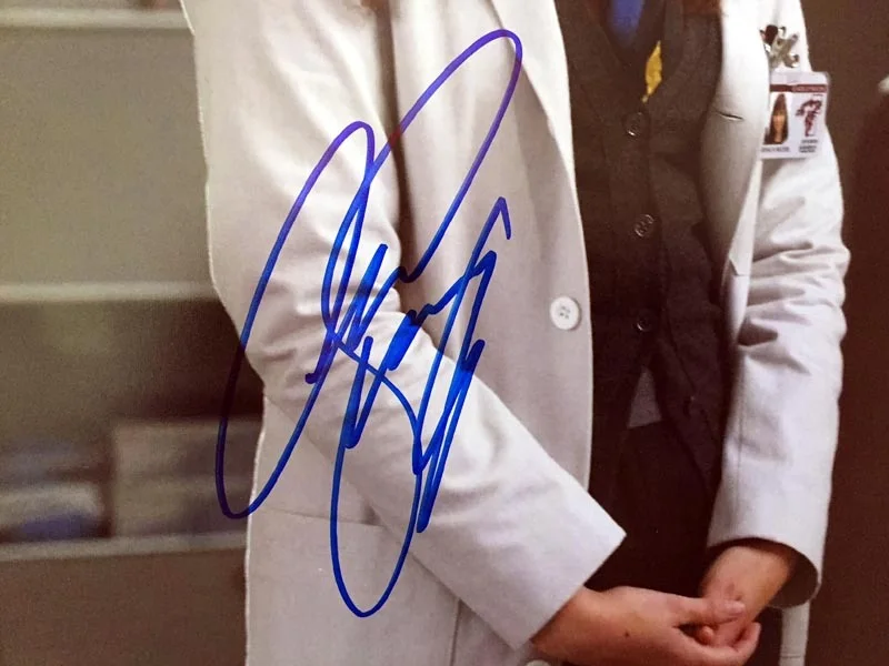 AMBER TAMBLYN SIGNED AUTOGRAPHED 11x14 PHOTO VERY PRETTY HOUSE PSA/DNA, изображение 2