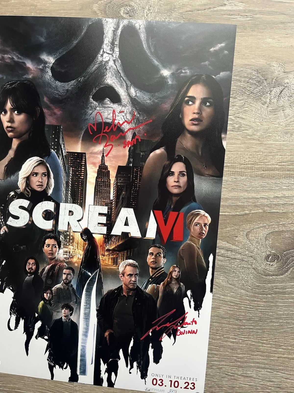 Melissa Barrera — Melissa Barrera Liana Liberato Dual Signed Scream 11x17 Photo JSA COA Ghostface, image 3