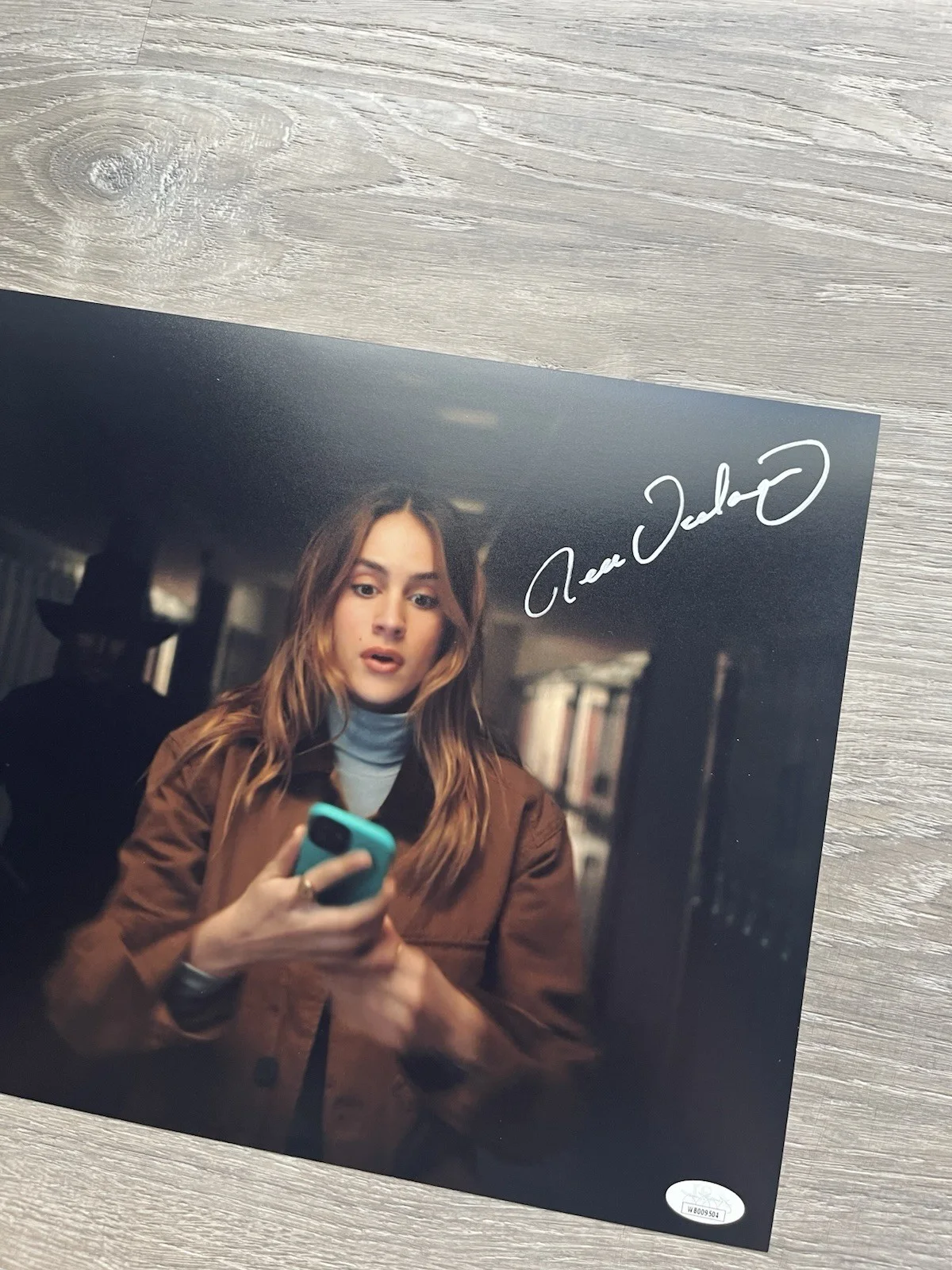 Nell Verlaque — Nell Verlaque Signed Thanksgiving 11x14 Photo JSA COA Horrror Autograph, image 5