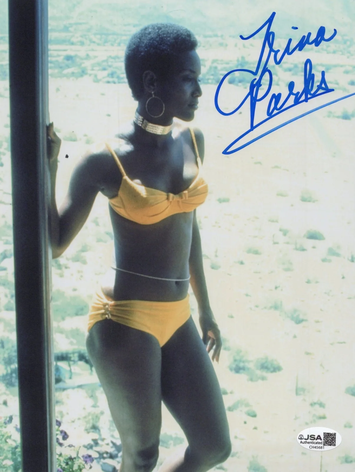 Trina Parks — TRINA PARKS Signed DIAMONDS ARE FOREVER 8x10 Photo BOND 007 Autograph JSA COA