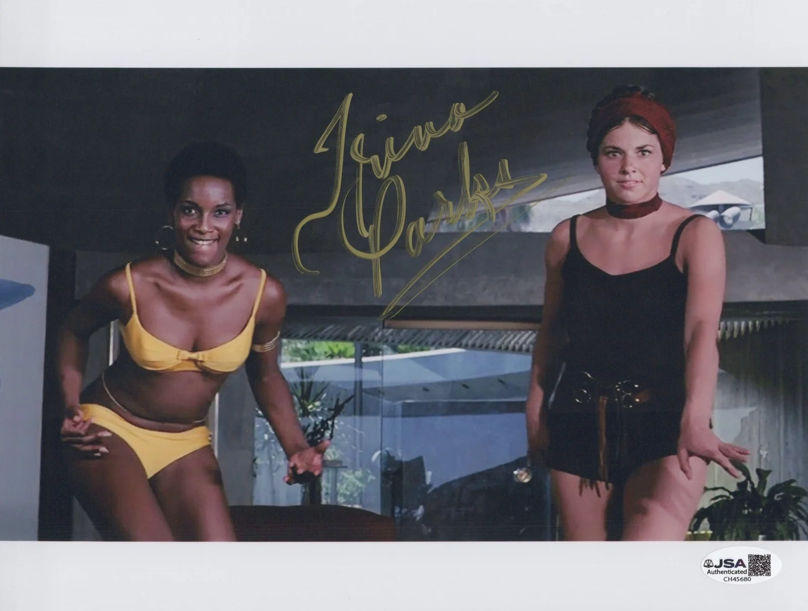 Trina Parks — TRINA PARKS Signed DIAMONDS ARE FOREVER 8x10 Photo BOND 007 Autograph JSA COA