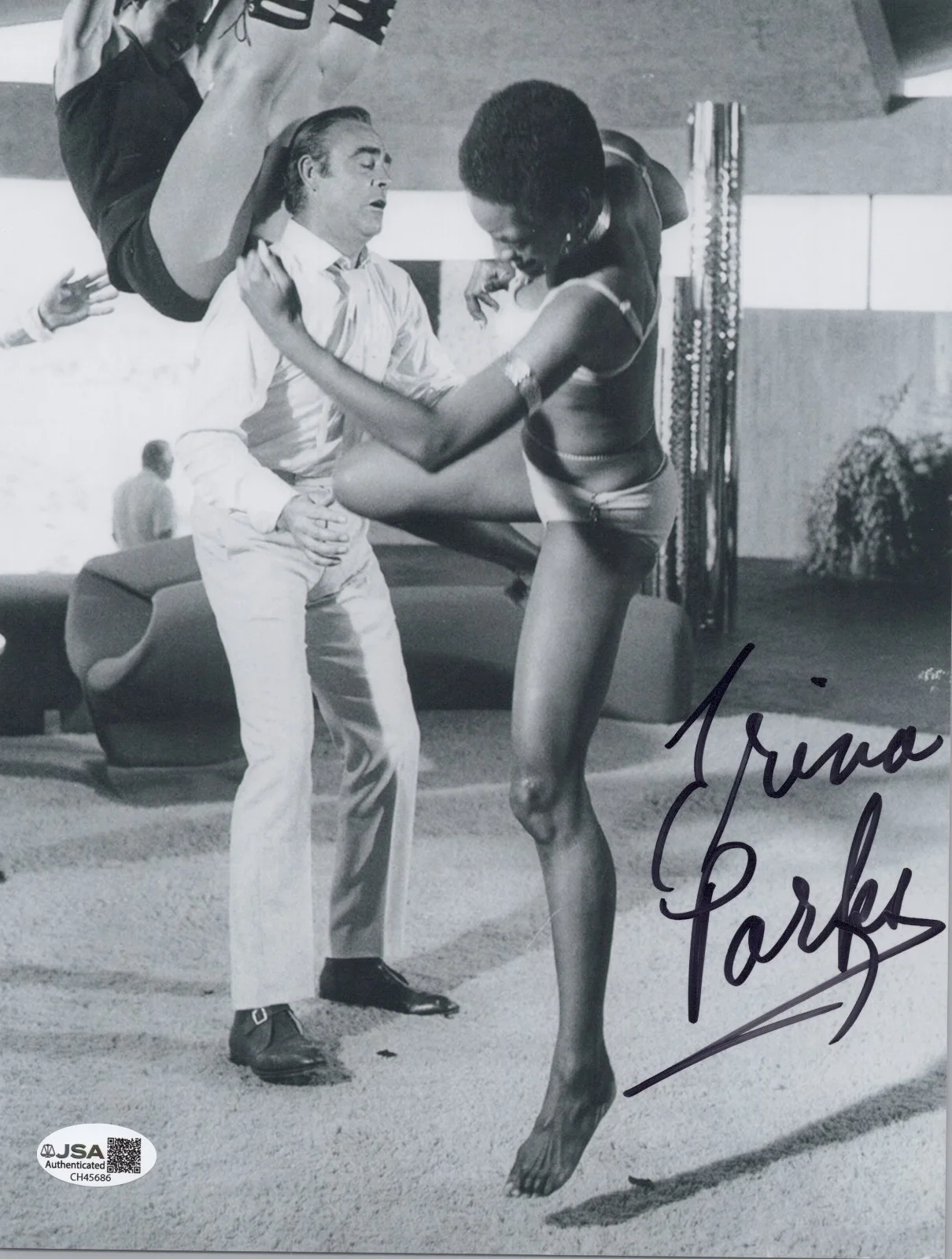 Trina Parks — TRINA PARKS Signed DIAMONDS ARE FOREVER 8x10 Photo BOND 007 Autograph JSA COA