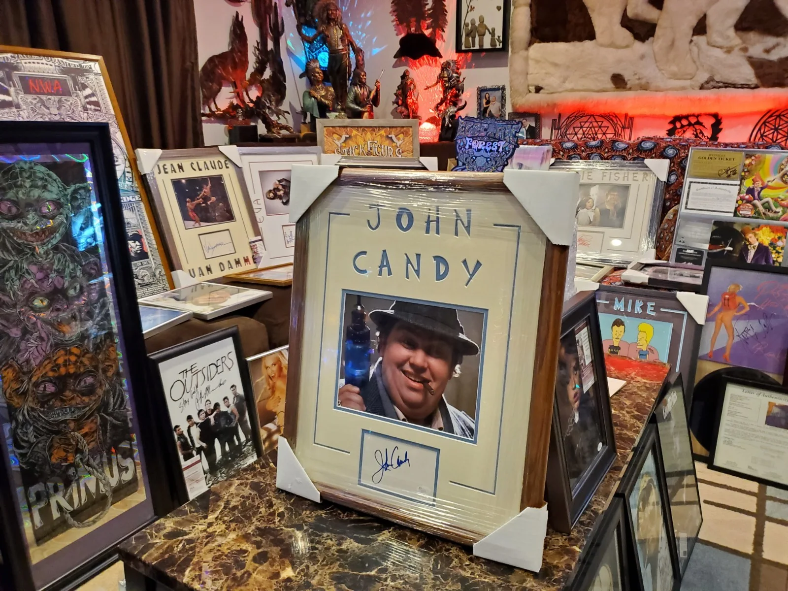 John Candy — JOHN CANDY SIGNED DISPLAY JSA CERT+ L.O.A UNCLE BUCK AUTO SIGNATURE BAS JSA RARE, image 5