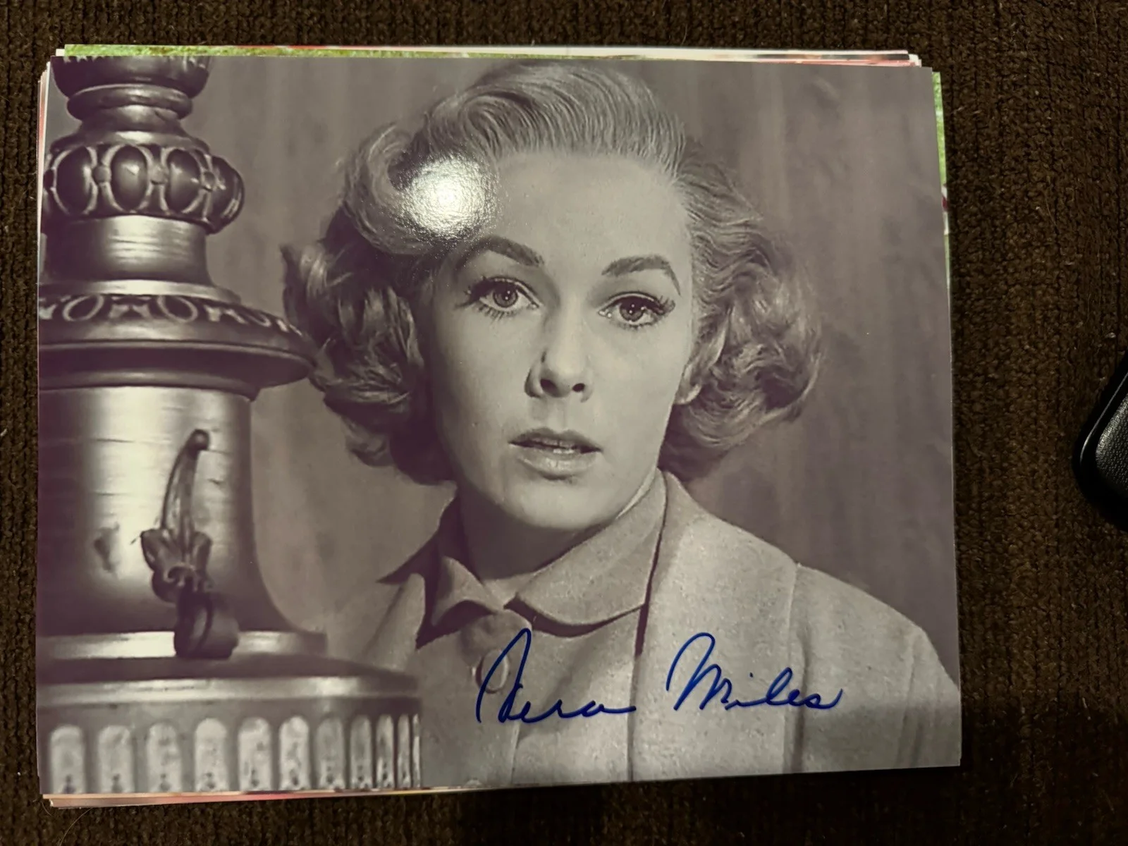 Carol Burnett — Vera Miles signed 8x10 photo autographed Psycho