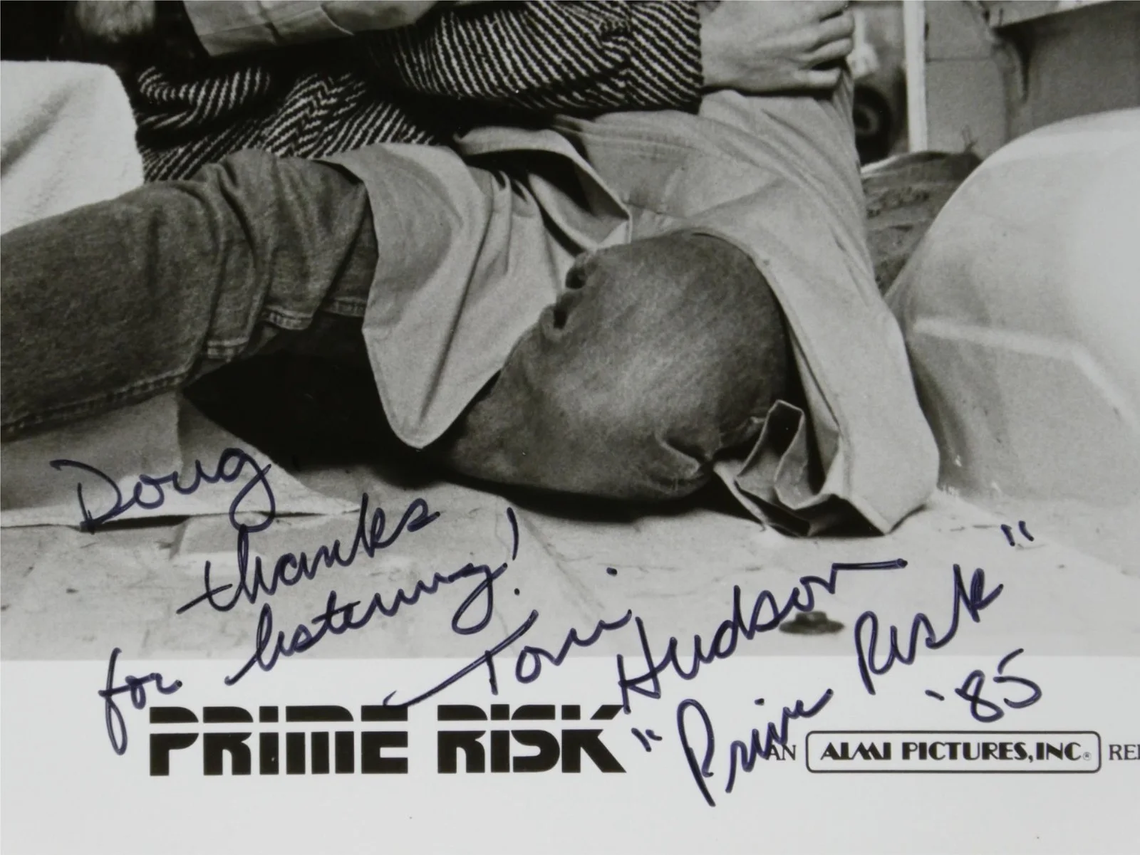 Toni Hudson — Toni Hudson Signed B&W 8x10 Photo Prime Risk Autographed Personalized To Doug, изображение 2