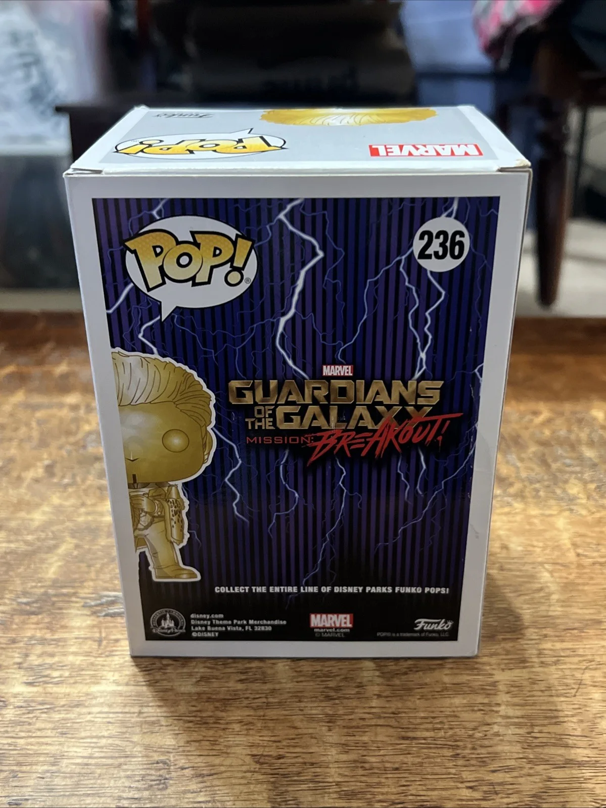 Benicio Del Toro — Benicio Del Toro Signed The Collector Funko POP JSA Coa Guardians Of The Galaxy, изображение 5