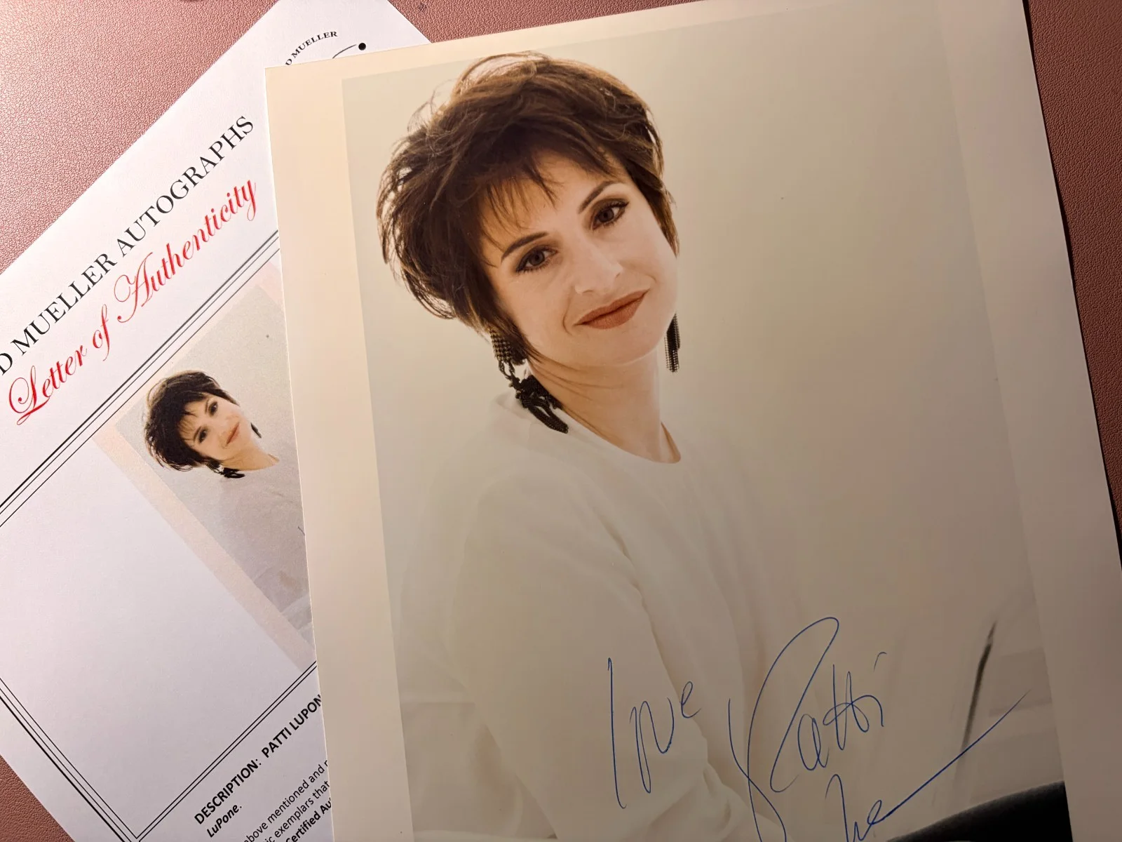 Patti LuPone — PATTI LuPONE Signed•Original Autograph 8x10 Photograph•Todd Mueller Autographs, изображение 2