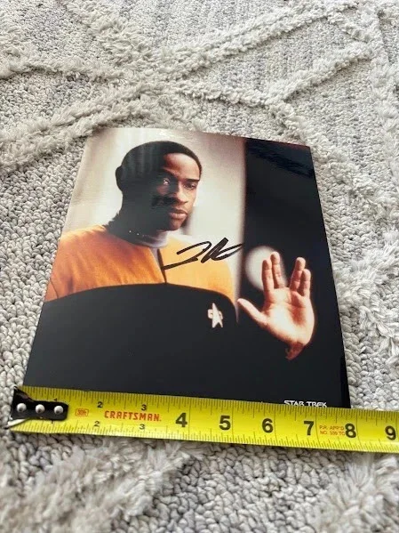 Tim Russ — Star Trek: Voyager Tim Russ Signed Authentic Autograph Photo Size 8" x 10", image 3