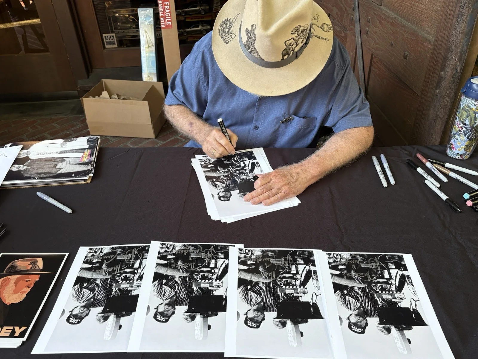 Dean Cundey — Dean Cundey 8x10 Autograph - BTTF Cinematographer - Back To The Future 40th, изображение 2
