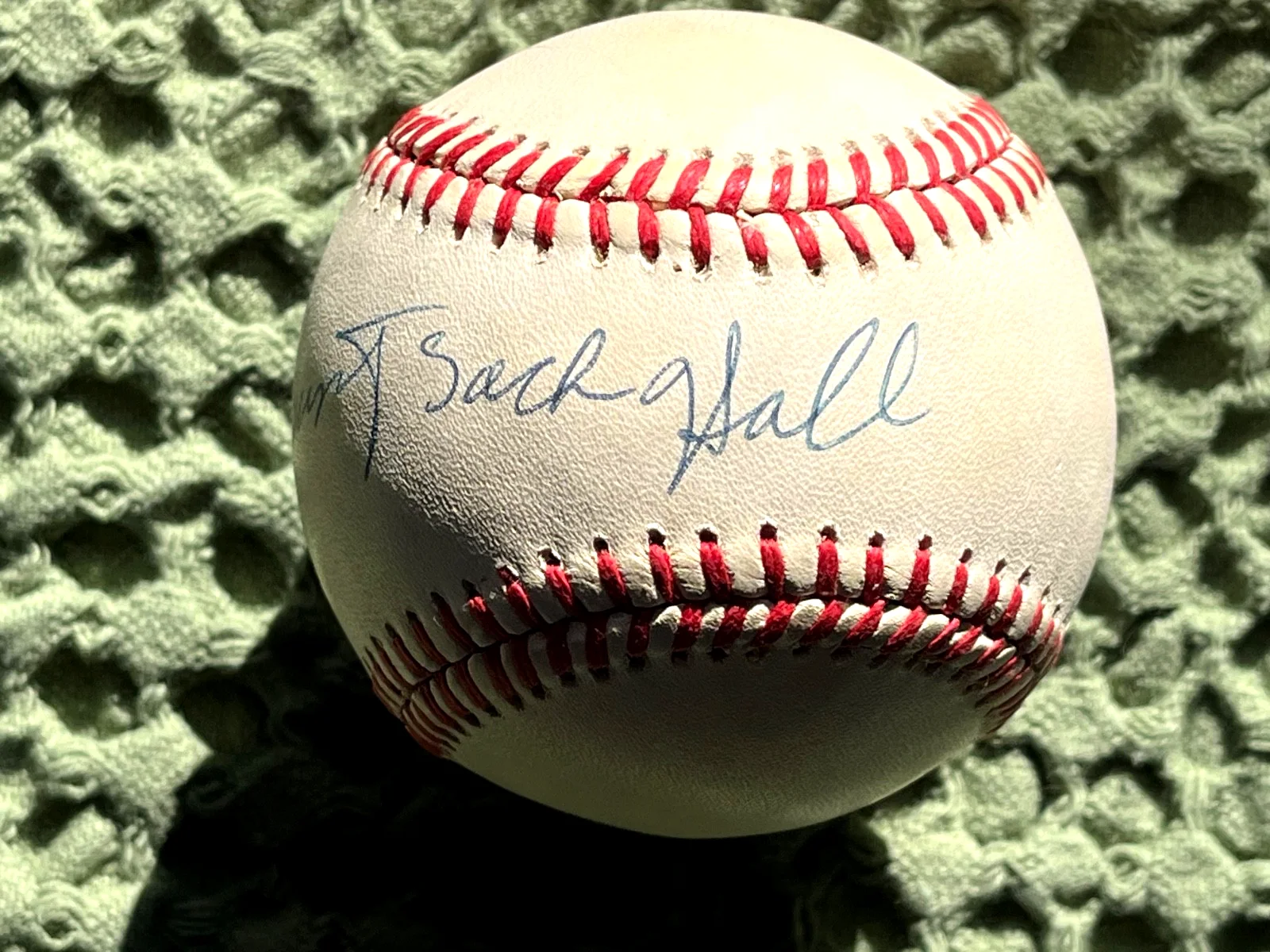 Huntz Hall — Huntz Sach Hall Signed Baseball Beautiful SS SS B Brown JSA COA, image 2