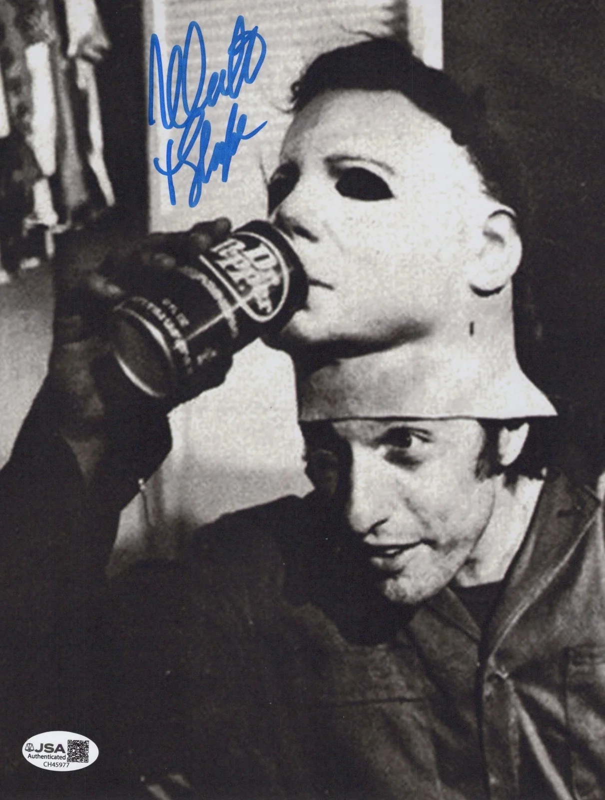 NICK CASTLE — NICK CASTLE Signed HALLOWEEN 8x10 Photo MICHAEL MYERS Autograph JSA COA CERT