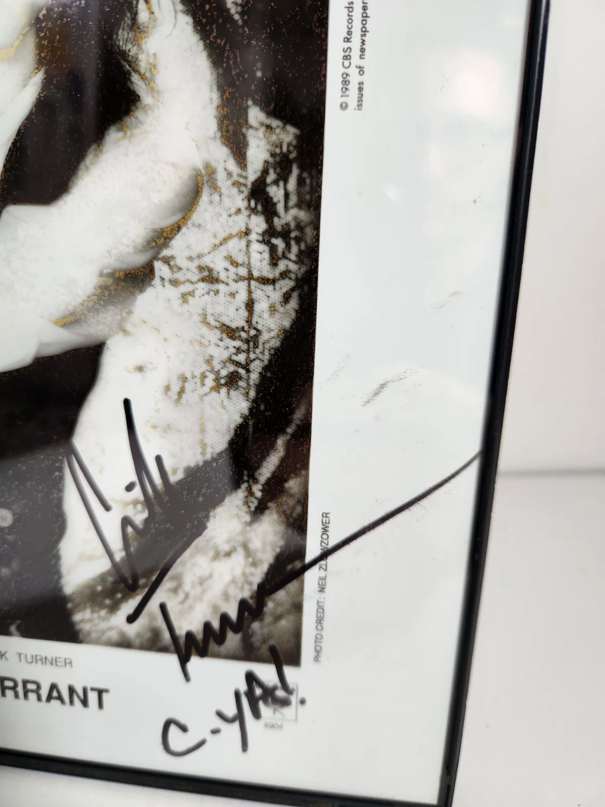 *READ* Erik Turner WARRANT Band Headshot Signed 8x10 Photo Genuine Signature, изображение 3