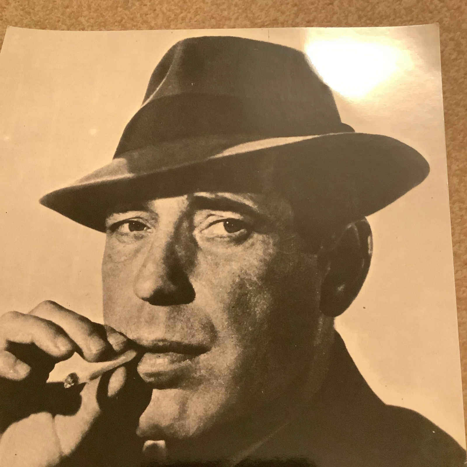 Humphrey Bogart B/W film still glossy photo card 39cm x 27cm 1970s - 80s, изображение 2