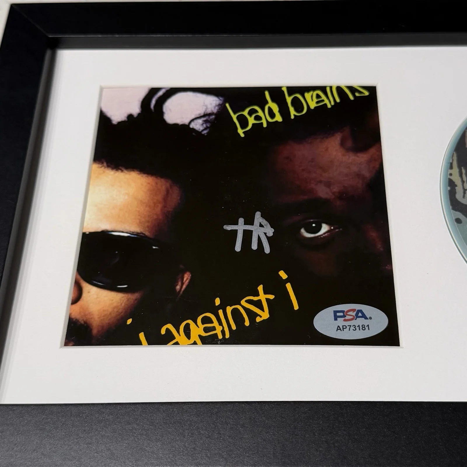 H.R. SIGNED BAD BRAINS I AGAINST I CD ALBUM HR AUTOGRAPH FRAMED PSA COA, изображение 2
