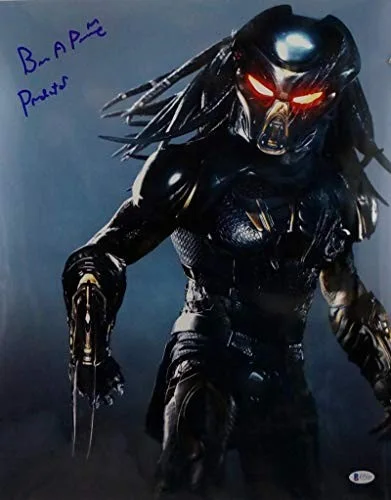 Brian Prince — Brian Prince Autographed 16x20 Predator Photo - Beckett Auth *Blue, image 3
