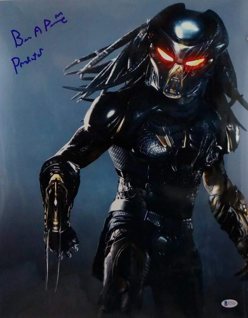 Brian Prince — Brian Prince Autographed 16x20 Predator Photo - Beckett Auth *Blue, image 4