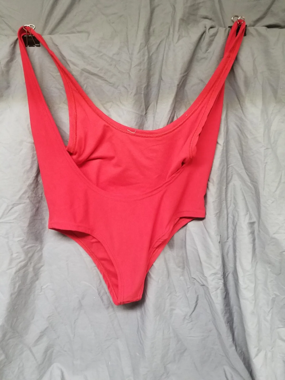Carmen Electra Signed Baywatch Red Replica Swimsuit Large Auto Beckett Witness, изображение 5