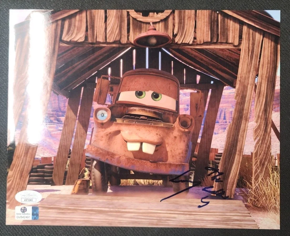 Larry the cable guy — Larry The Cable Guy Signed Tow Mater Cars 8x10 JSA AS72242