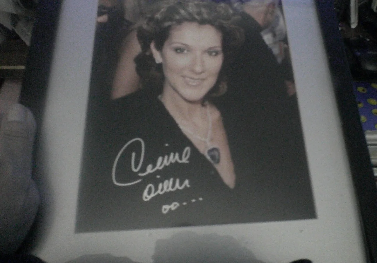Celine Dion — Celine Dion signed framed Titanic Oscar 8x10 color photo in person, изображение 3