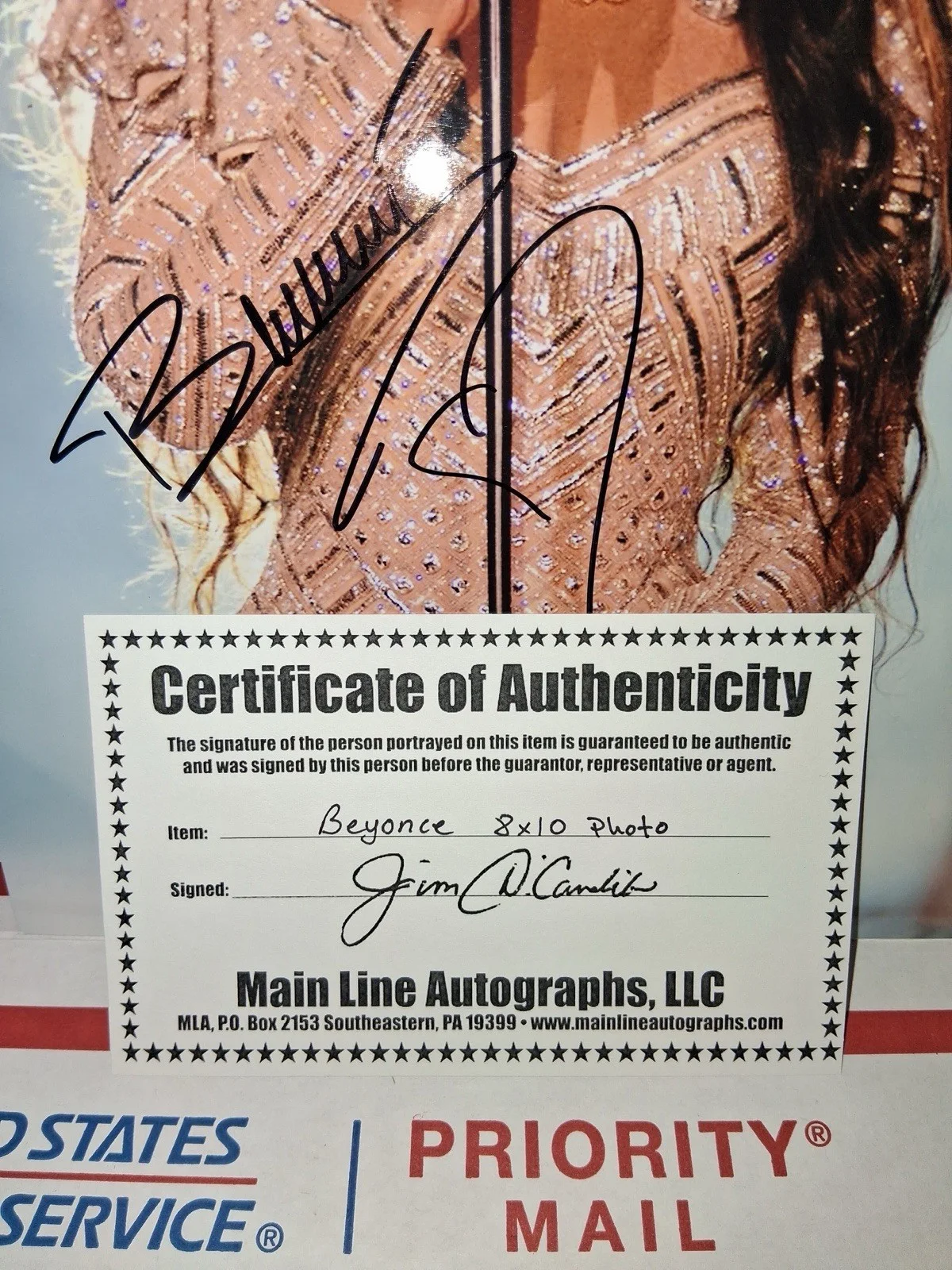 Beyonce Autographed 8x10 photo with COA, image 2