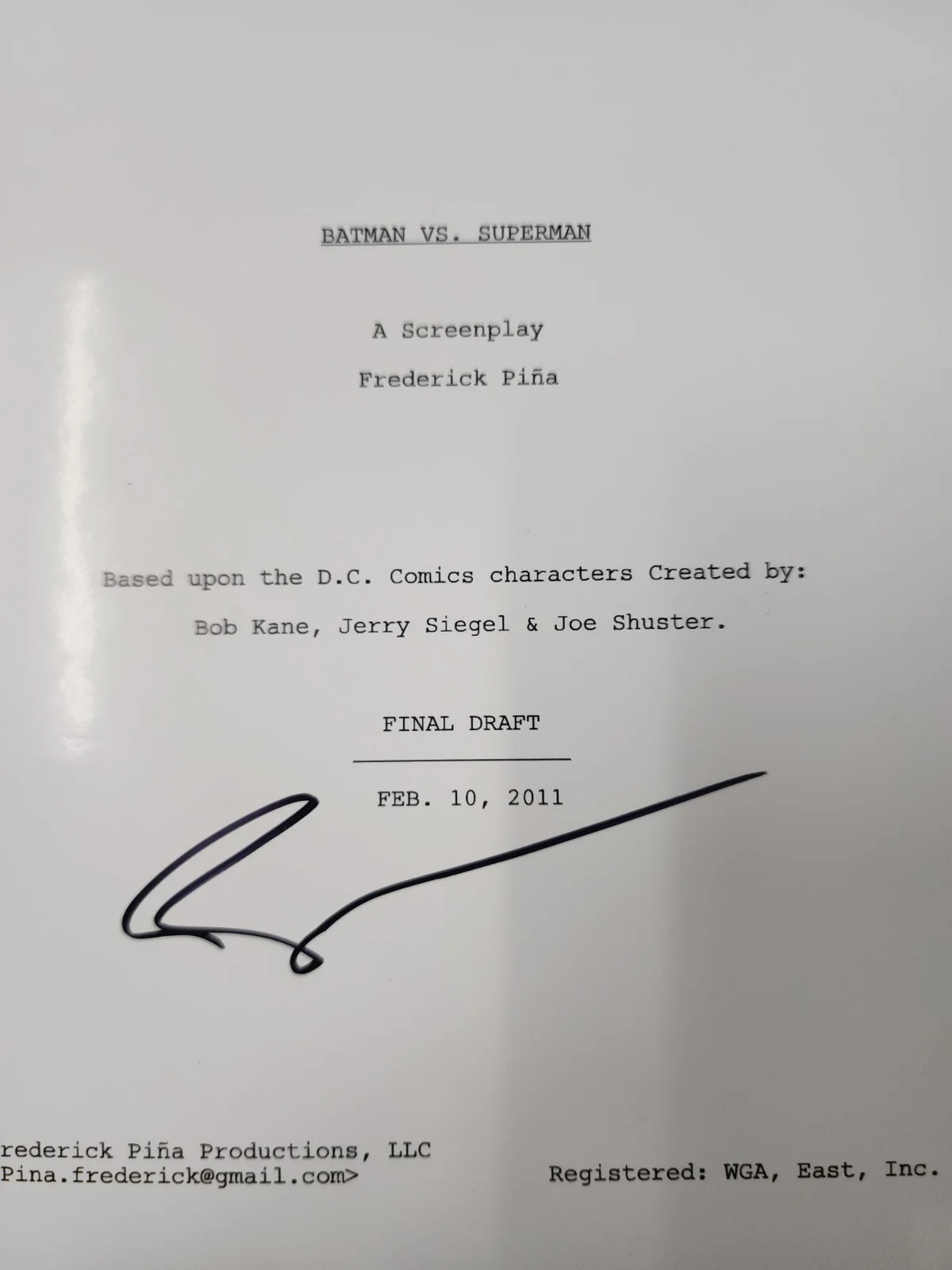 Ben Affleck — Ben Affleck Signed Batman Vs Superman Script Cover Global Coa, image 2
