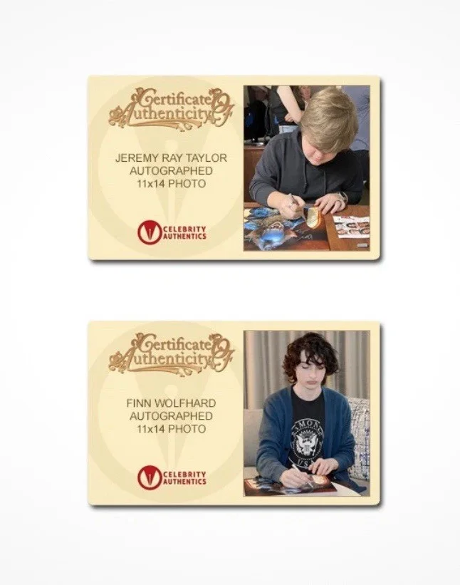 Bill Skarsgard, Cast — Bill Skarsgard & Cast Autographed IT 14x11 w/ Celebrity Authentics Witnessed COA, изображение 5