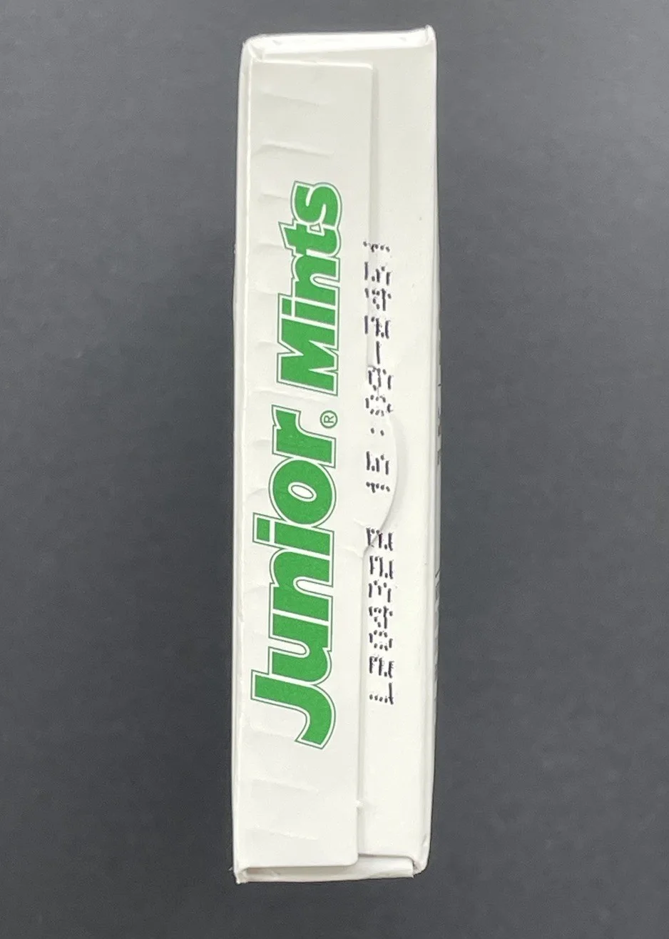 Jerry Seinfeld — Jerry Seinfeld Signed Autographed Full Junior Mints Box Psa/Dna Coa, image 4