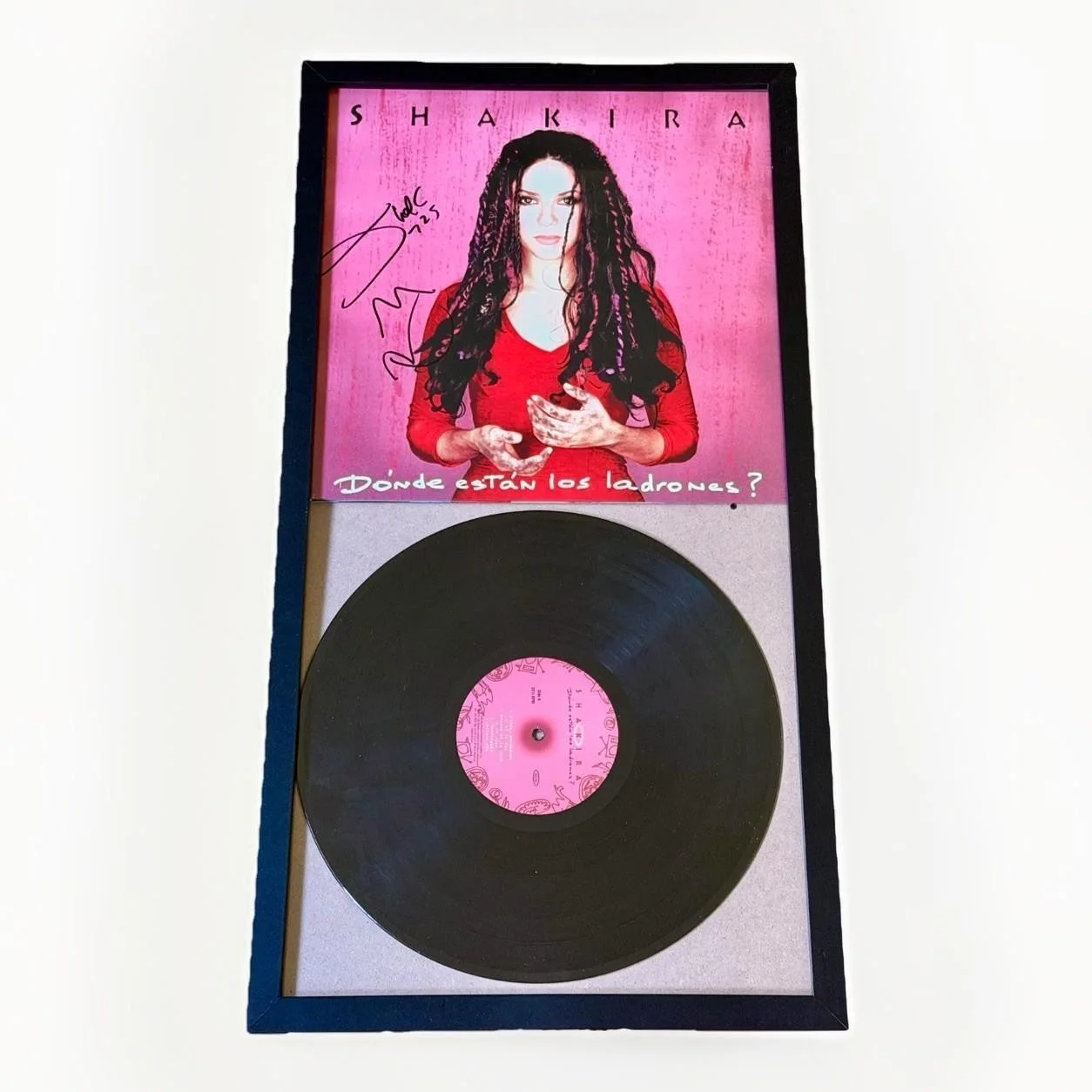 SHAKIRA SIGNED & FRAMED "DONDE ESTAN LOS LADRONES" BECKETT COA VINYL AUTOGRAPH, изображение 2