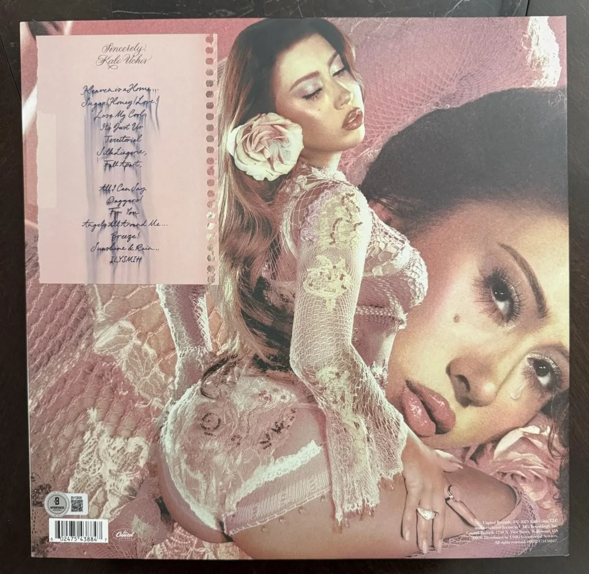 KALI UCHIS SIGNED “SINCERELY” VINYL BECKETT COA ALBUM AUTOGRAPH, image 3