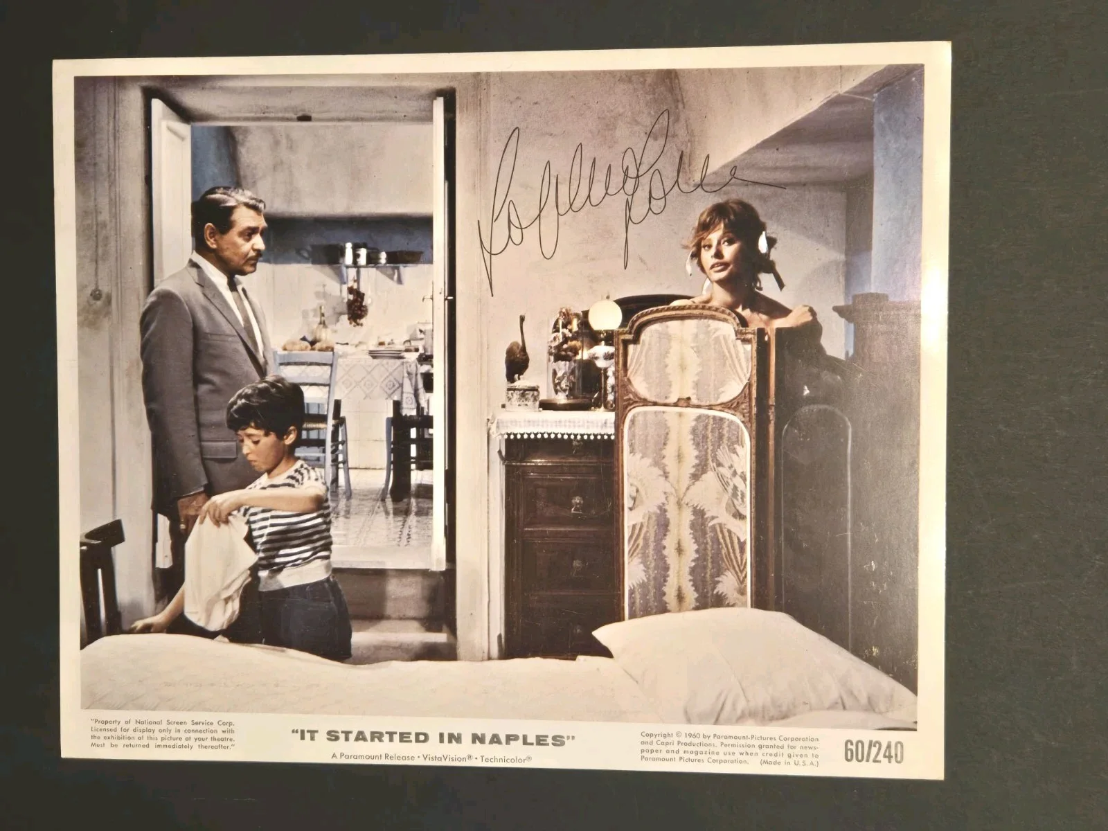 Sophia Loren — Sophia Loren JSA Coa Signed 8x10 Movie Photo Autograph "It Started In Naples"