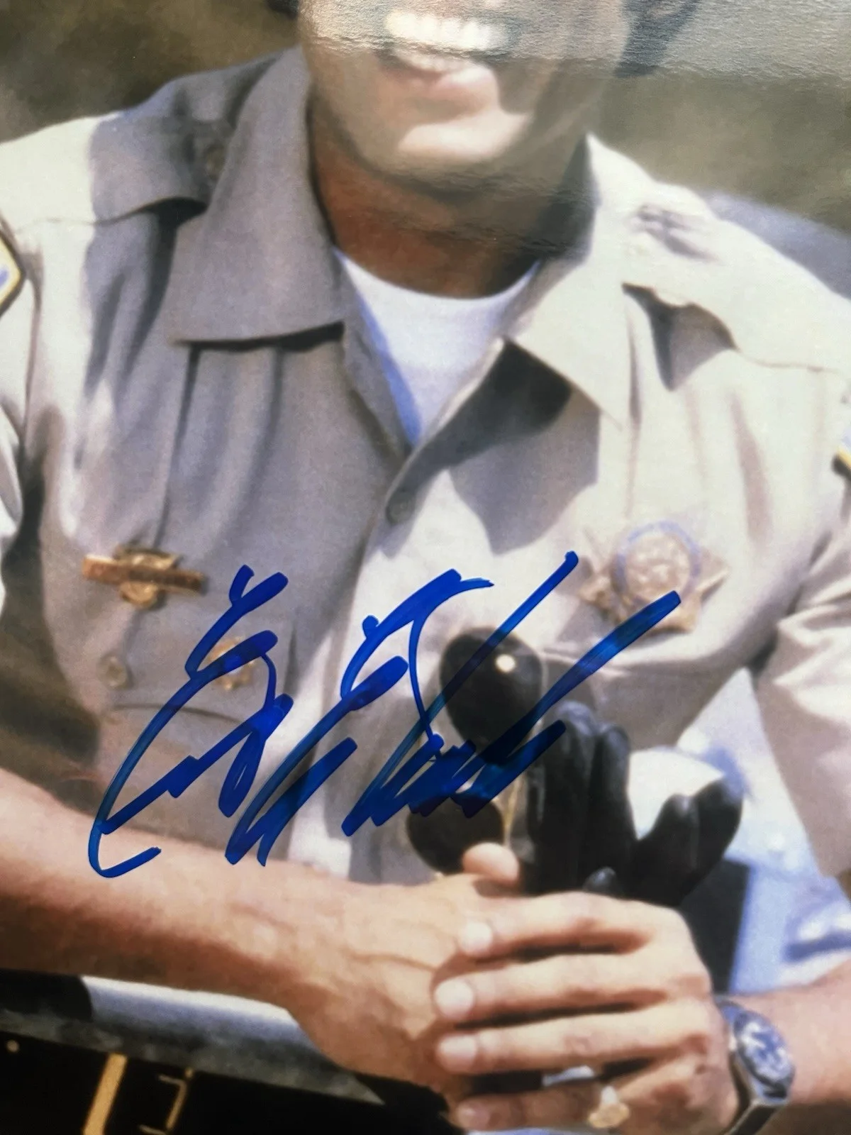 Erik Estrada — Erik Estrada Signed Ponch 8x10 Photo Beckett COA Chips, image 3