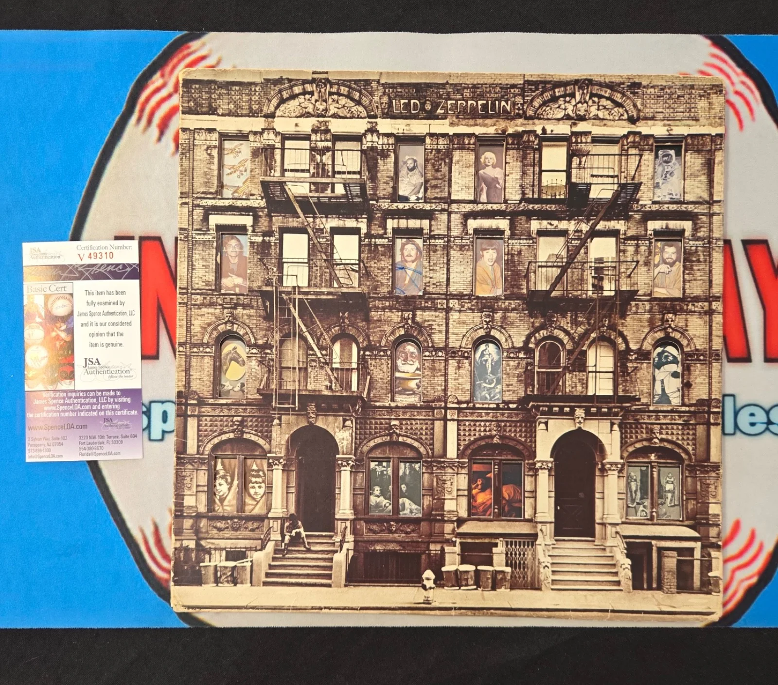 Robert Plant — Robert Plant Autographed Led Zeppelin Album JSA Verified PHYSICAL GRAFFITI RARE!, изображение 3