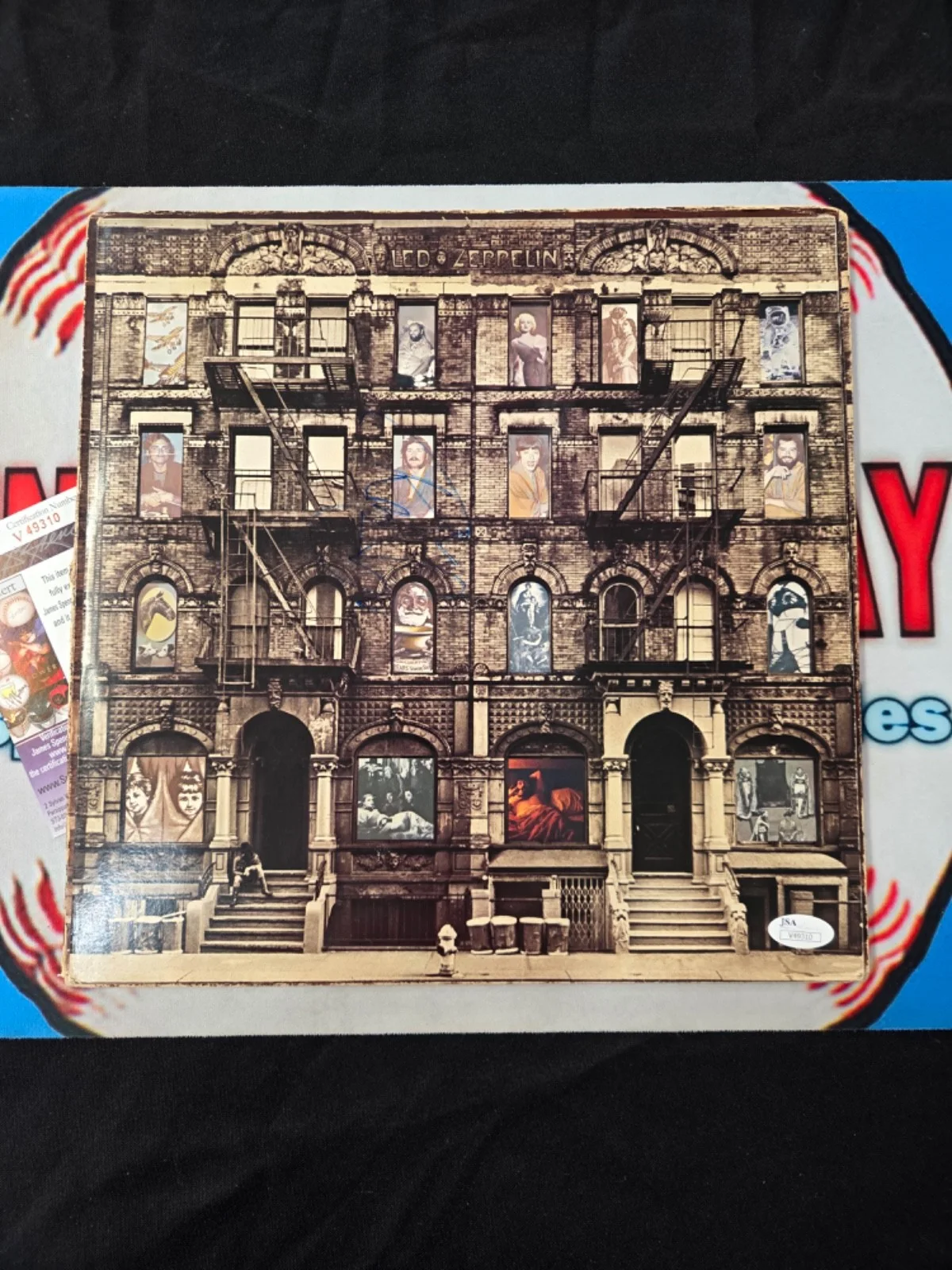 Robert Plant — Robert Plant Autographed Led Zeppelin Album JSA Verified PHYSICAL GRAFFITI RARE!, изображение 5