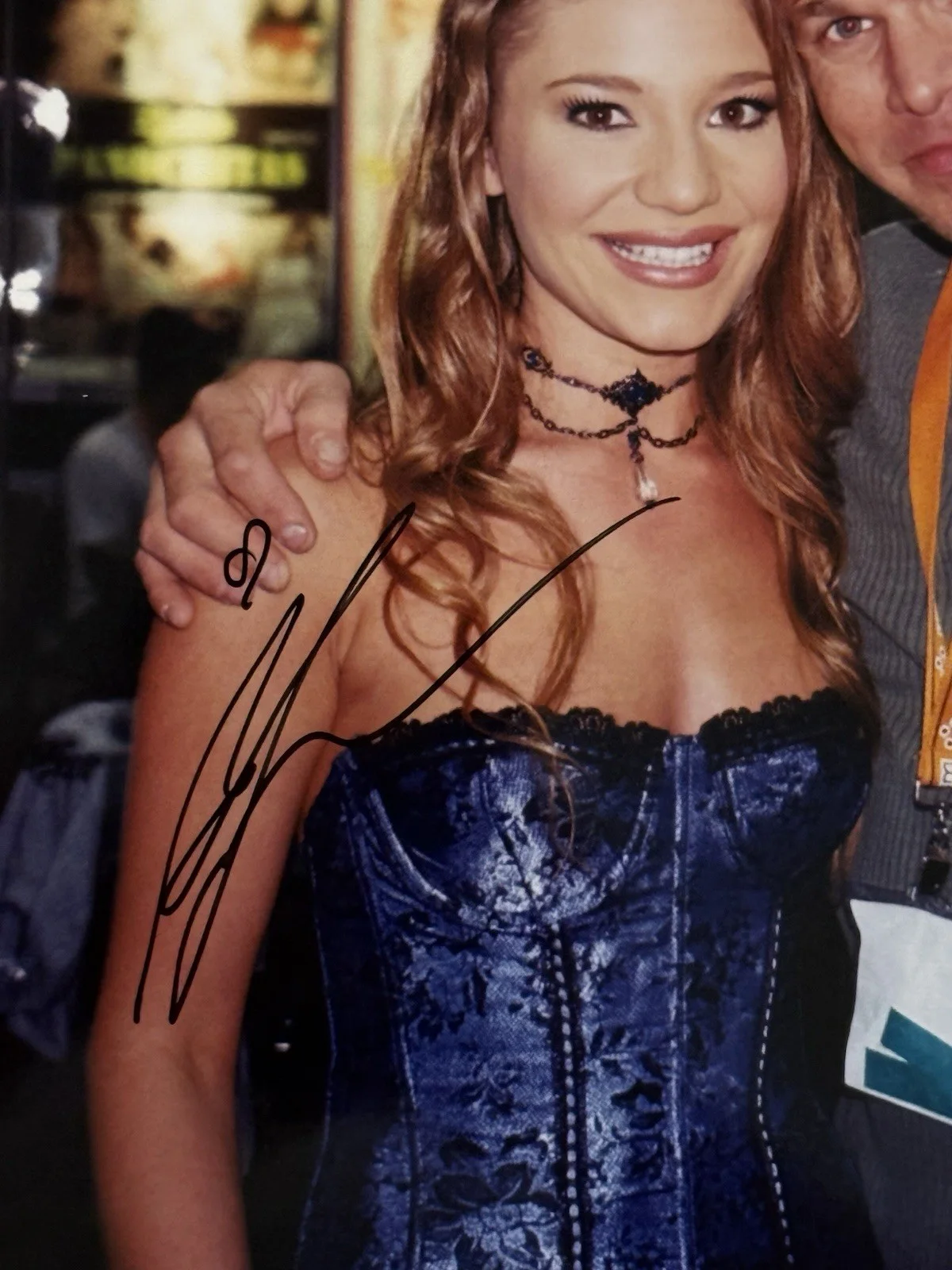 Aurora Snow 🔥Adult STAR SIGNED 8X10 Candid PHOTO AUTOGRAPH Sexy AVN Award, изображение 2