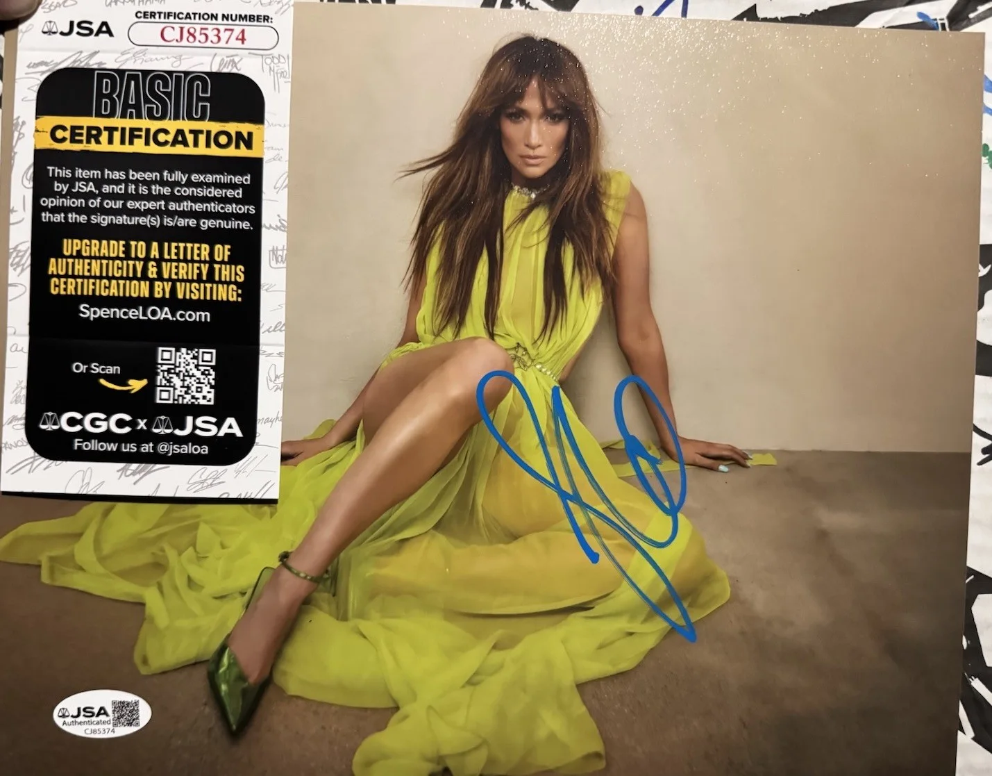 Jennifer Lopez signed 8x10 Jsa Certed, image 2