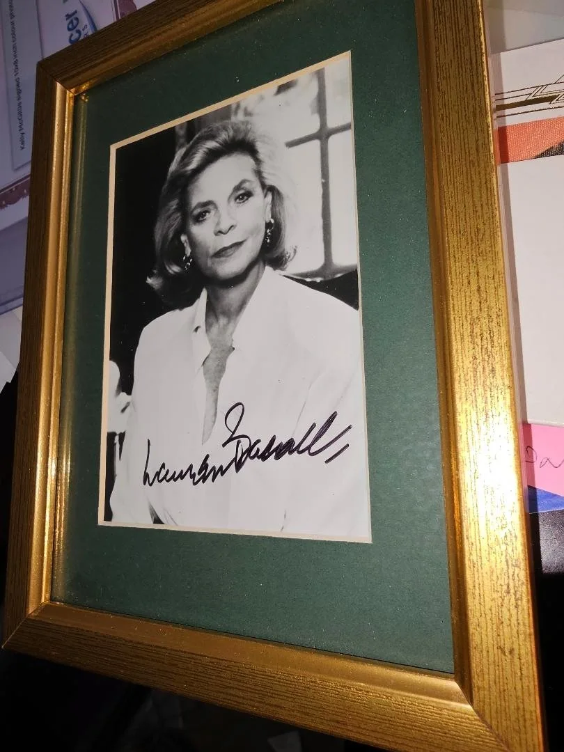 Lauren Bacall — Lauren Bacall Signed framed photo. Full size = 8x6 THE BIG SLEEP, Key Largo COA, image 4