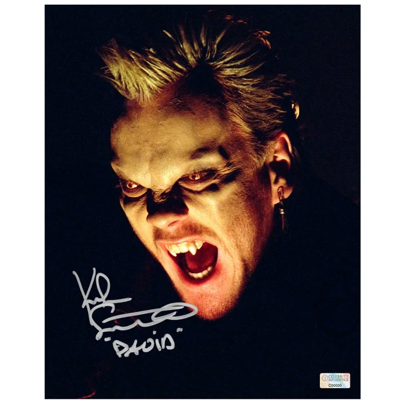 Kiefer Sutherland — Kiefer Sutherland Autographed The Lost Boys David 8x10 Photo