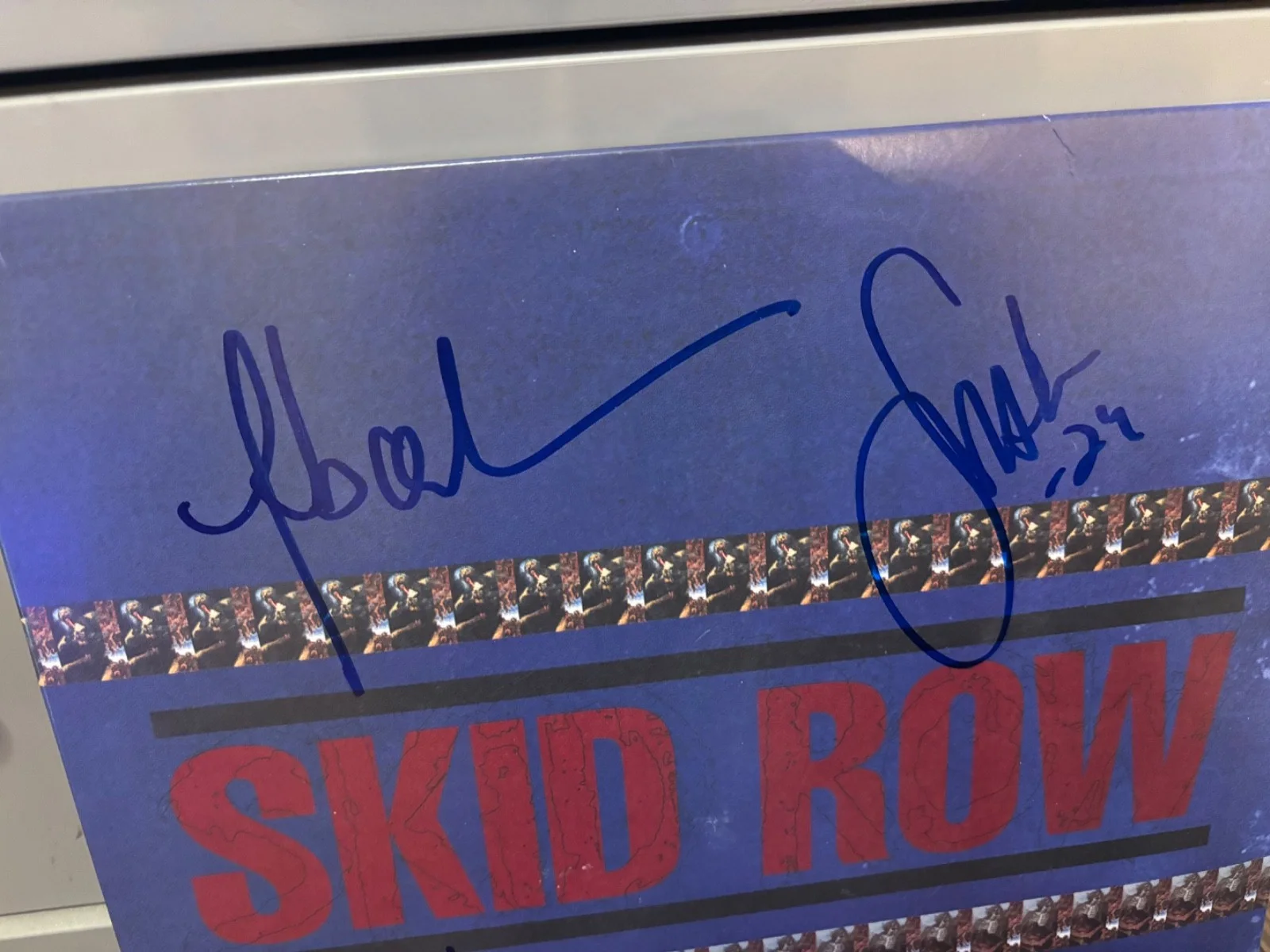 SKID ROW SIGNED AUTOGRAPHED LP VINYL SUBHUMAN RACE X4 RARE SEBASTIAN BACH, image 2